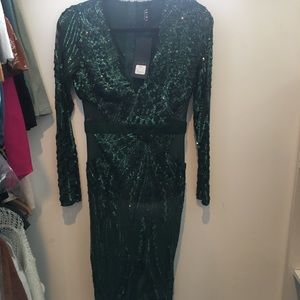 Akira emerald sequin midi dress with size slit